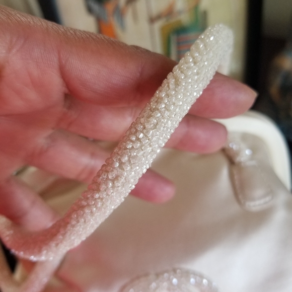 Huge sale! Rare Vint Gucci Tom Ford era cream satin silk beaded top handle bag - Picture 6 of 16